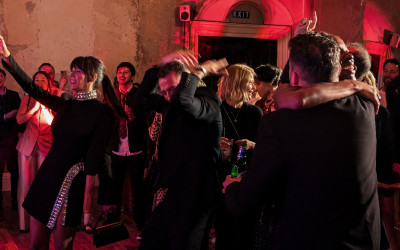 Bandeoke vs DJ for live event entertainment